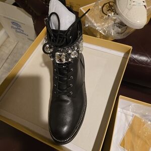 ブーツその他 Michael Kors Hamilton Flat Bootie Best 25+ Deals for Michael Michael Kors Flat Boots | Poshmark